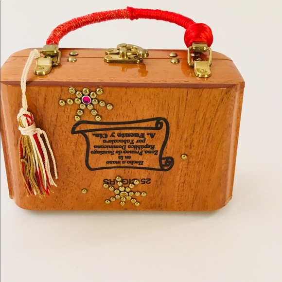 Handmade Cigar Storage Box - Picture 5 of 6